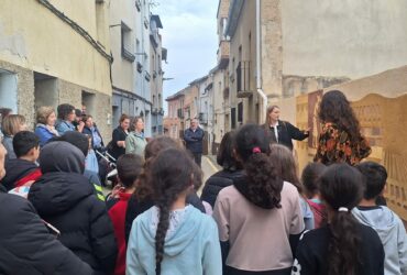 CÁRCAR CELEBRA EL DÍA DE LA TIERRA 2025 CON UN MURAL QUE HOMENAJEA LOS ANTIGUOS OFICIOS